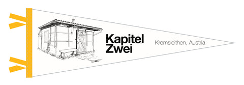 Kapitel Zwei Wine Felt Banner